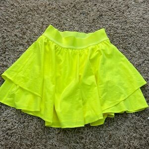 Neon yellow Lululemon court rival skirt